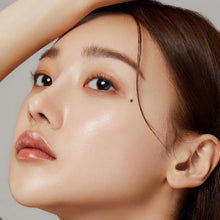 Load image into Gallery viewer, Medicube Private Label Daily Eye Serum Cream Caffeine Moisturizing Skincare for Dark Circles Eyelids Eye Serum
